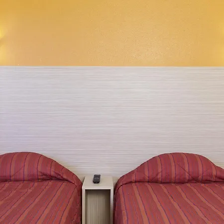 Premiere Classe Cherbourg - טורלביל