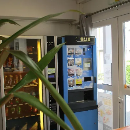 מלון Premiere Classe Cherbourg - *