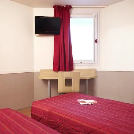 Premiere Classe Cherbourg - מלון טורלביל