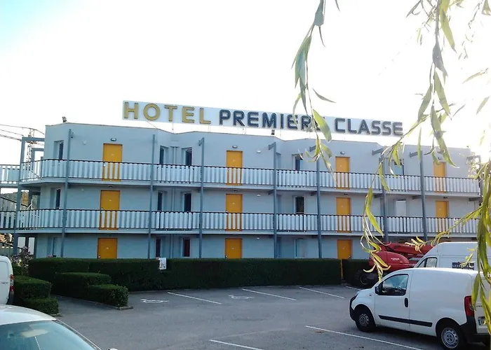 فندق Premiere Classe Cherbourg - *