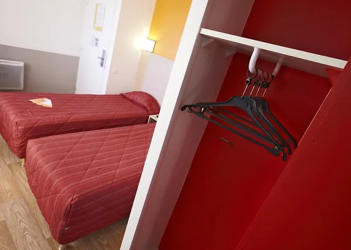 فندق Premiere Classe Cherbourg - *